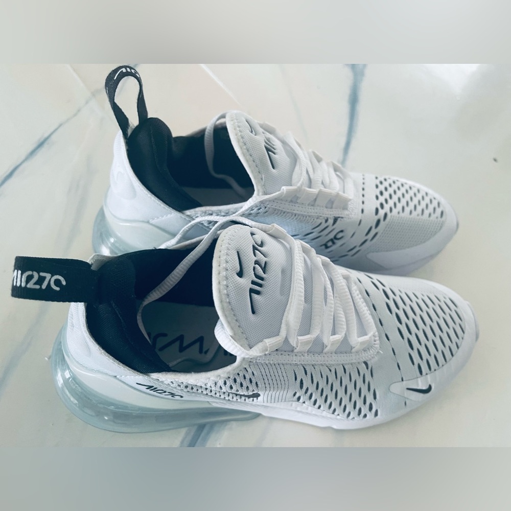 Nike Air Max 270Women's Shoes